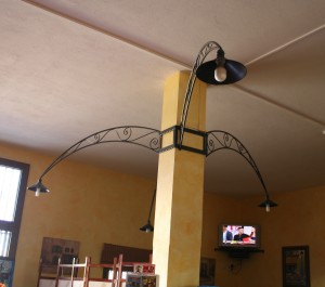 Lámparas en hierro forjado - Decoración e interiores - Herrería