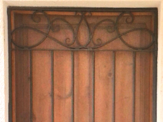 Puertas y Rejas en hierro forjado